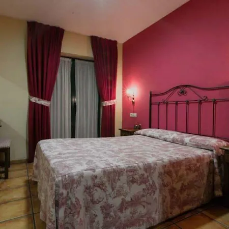 Hotel De Cabrales 2*