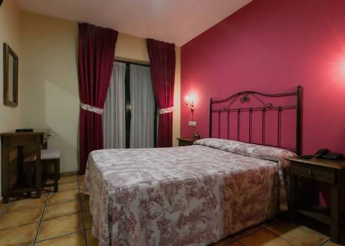 Hotel De Cabrales 2*