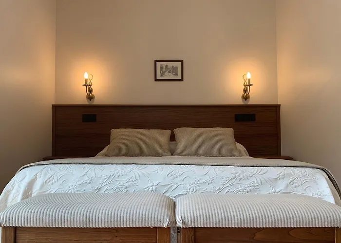 De Cabrales Hotel 2*